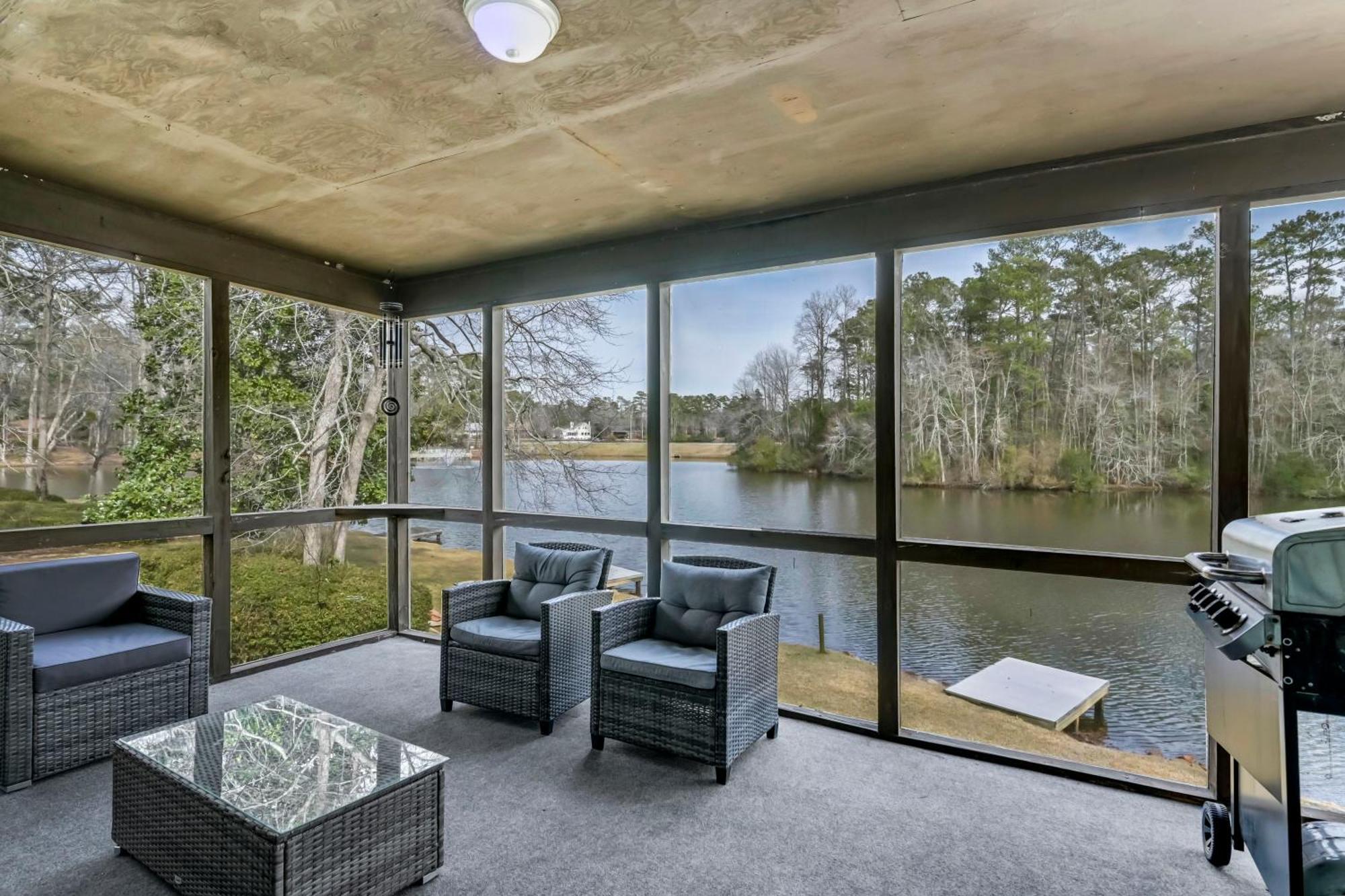 Lakeside Oasis - Fort Jackson Family Retreat Columbia Extérieur photo