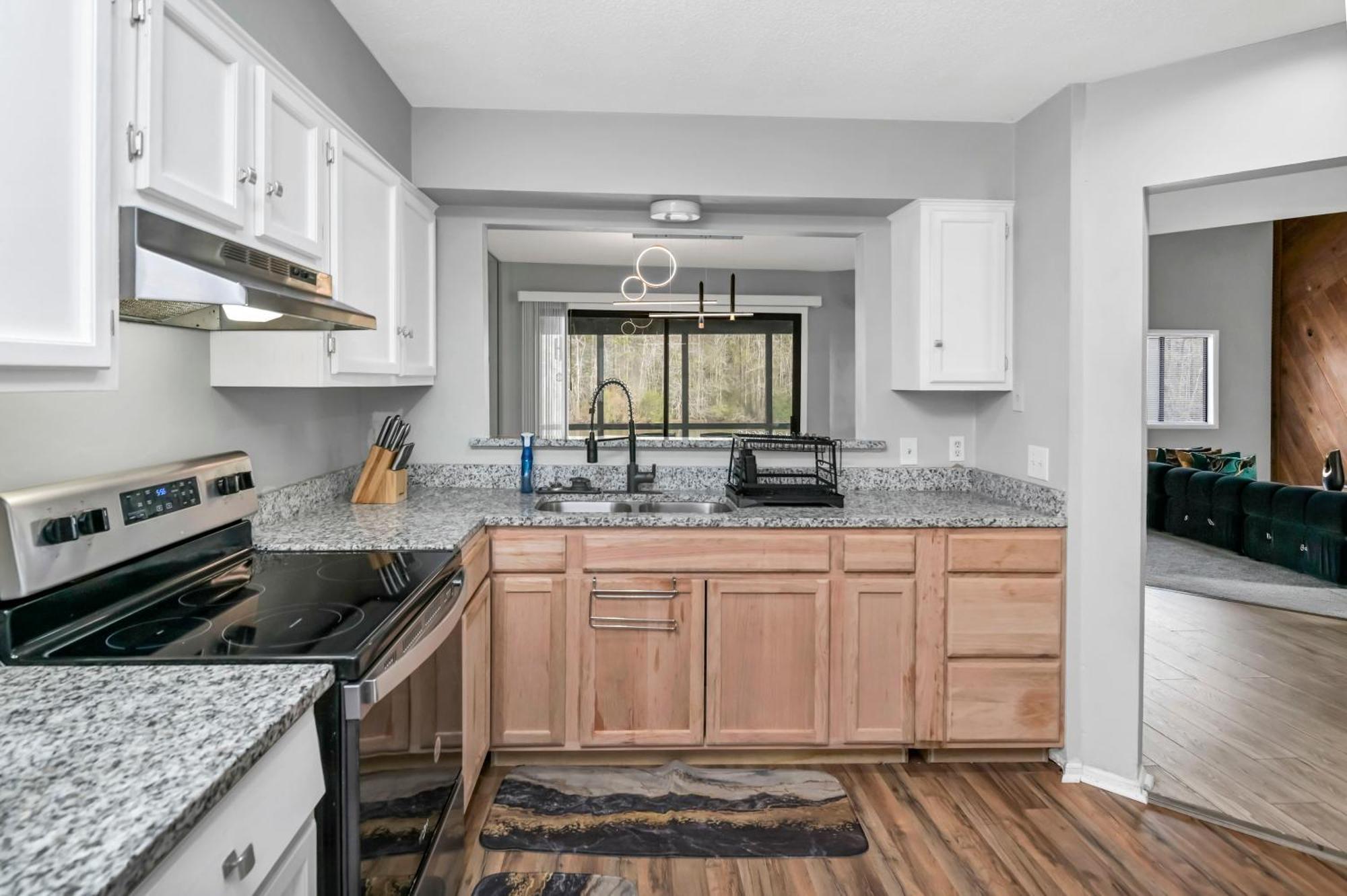 Lakeside Oasis - Fort Jackson Family Retreat Columbia Extérieur photo
